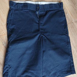 Dickies vintage loose fit blue shorts size 34 used